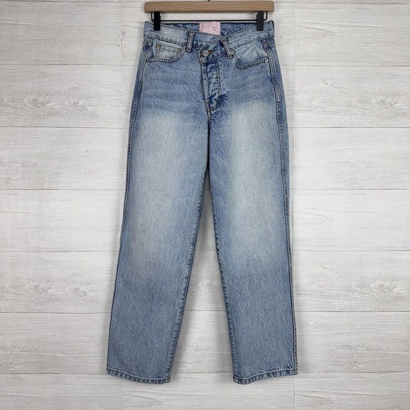Revice Denim Crossover Waistband Loose Leg High Rise Jeans Sz 27 Blue Light Wash - Picture 2 of 16